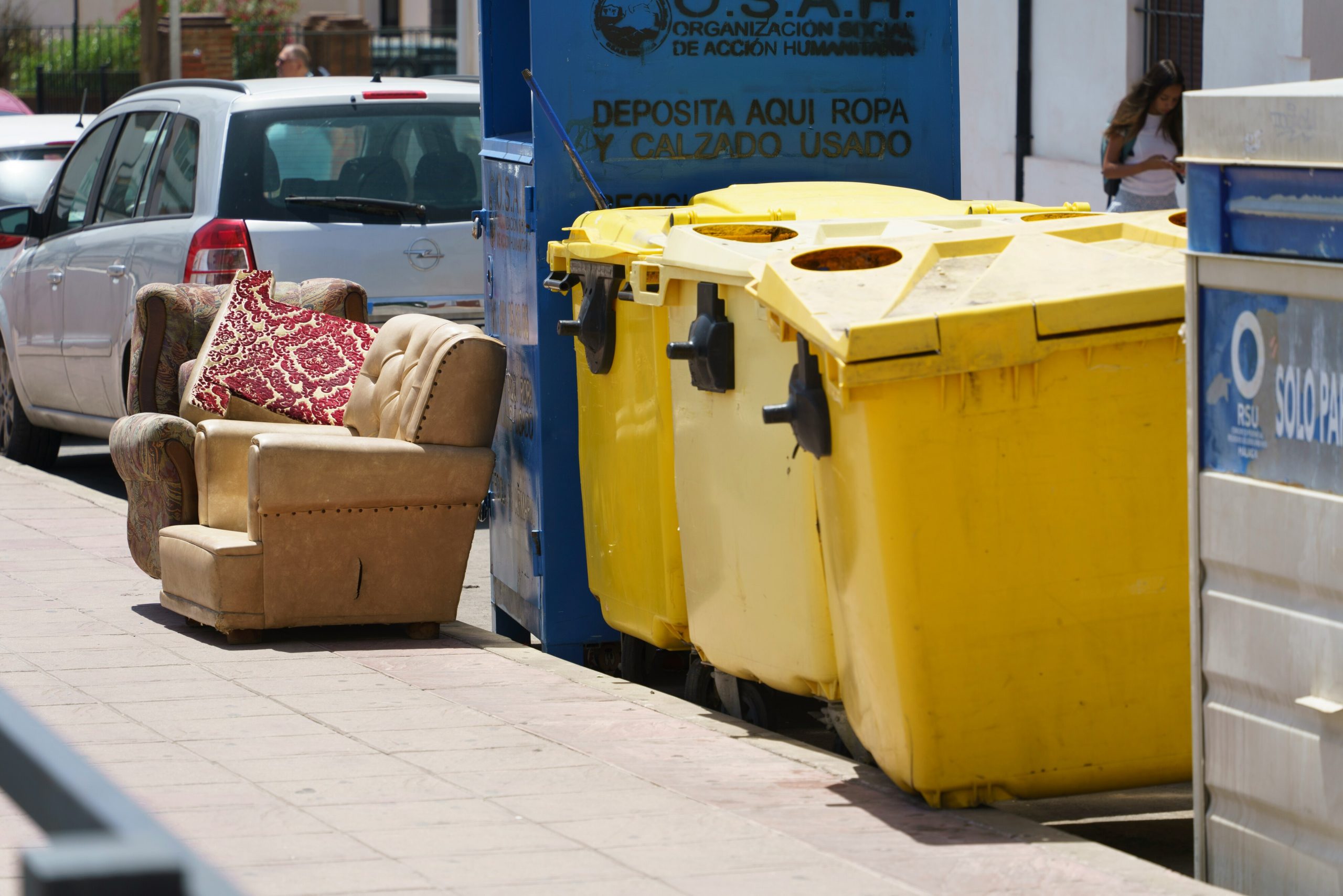 what can go in skip bin
